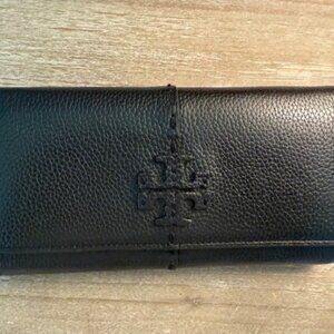 Tory Burch McGraw Flap Wallet - Large - Excellent Condition